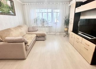 Продам 2-ком. квартиру, 45 м2, Казань, улица Красной Позиции, 11