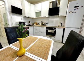 2-ком. квартира на продажу, 54.3 м2, посёлок Тельмана, Онежская улица, 2