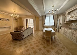 Продажа 4-ком. квартиры, 130.9 м2, Казань, Советский район, проспект Альберта Камалеева, 28/9