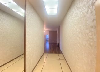 Продам четырехкомнатную квартиру, 112 м2, Оренбург, Советская улица, 66, Центральный район