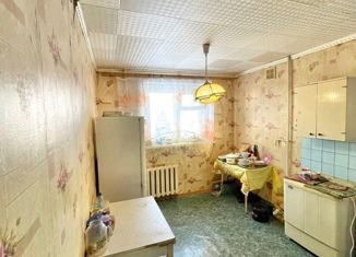 2-комнатная квартира на продажу, 47 м2, Комсомольск-на-Амуре, улица ДОС, 12