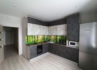 Продам трехкомнатную квартиру, 80 м2, Пермь, улица Революции, 52Б, ЖК Гулливер