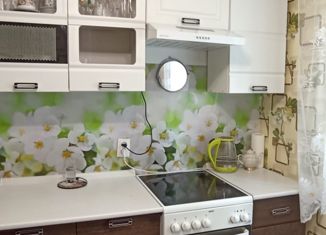 Продам 2-ком. квартиру, 44 м2, Находка, улица Горького, 2