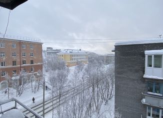 Продается 2-комнатная квартира, 39 м2, Кировск, проспект Ленина, 22