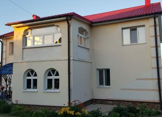 Продается 5-ком. квартира, 257 м2, Октябрьский, улица Матросова, 98Б