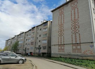 Продается 2-комнатная квартира, 51.3 м2, город Грязовец, улица Пылаевых, 52