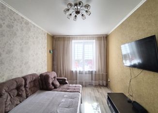 Продам 2-ком. квартиру, 43.5 м2, Омск, Запорожская улица, 6