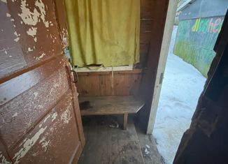 Продажа 3-ком. квартиры, 50 м2, Псков, Космическая улица, 12