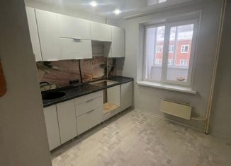 Продаю 3-комнатную квартиру, 62 м2, посёлок Ува, Советская улица, 11