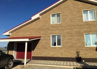 Продам дом, 145 м2, деревня Петровка, улица Строителей, 10