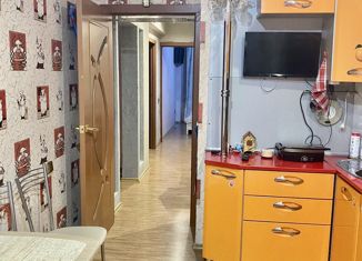 Продам трехкомнатную квартиру, 62 м2, Иркутская область, проспект Космонавтов, 19