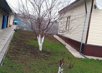 Продаю дом, 80 м2, Нурлат, улица Баумана, 16