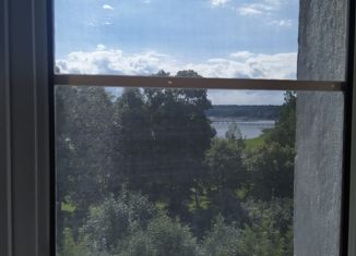 Продается двухкомнатная квартира, 41 м2, Конаково, улица Энергетиков, 3