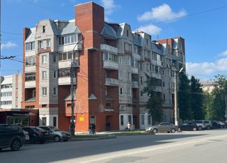 Продается 3-комнатная квартира, 70.1 м2, Пермский край, проспект Ленина, 49