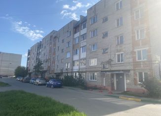 Продам трехкомнатную квартиру, 60.6 м2, Соликамск, Юбилейный проспект, 59