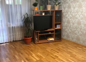 Продам 1-ком. квартиру, 43 м2, Дальнегорск, Набережная улица, 6