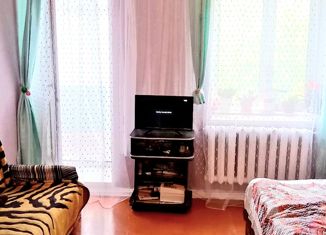 Продам 1-комнатную квартиру, 28 м2, Кунгур, улица Буровиков, 3