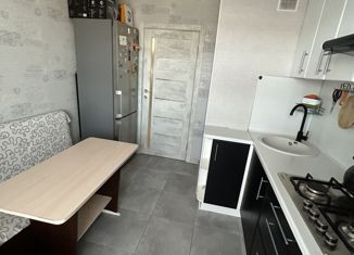 Продаю 3-комнатную квартиру, 70.9 м2, посёлок городского типа Энем, Красная улица, 11