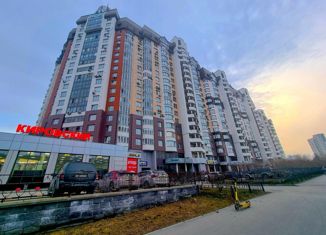 Продается 4-комнатная квартира, 194.6 м2, Екатеринбург, улица Маршала Жукова, 13, Верх-Исетский район