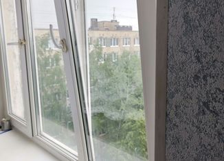 Продаю комнату, 58.8 м2, Колпино, бульвар Трудящихся, 15к2