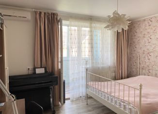 Продается двухкомнатная квартира, 45 м2, поселок Верхнетемерницкий, Обсерваторная улица, 104/4, ЖК Поляна