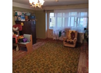 Продаю комнату, 48 м2, Соликамск, улица Володарского, 12