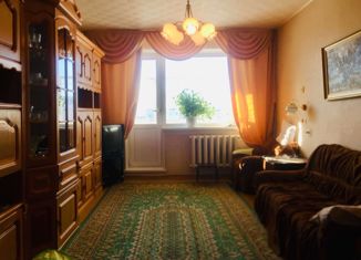 Четырехкомнатная квартира на продажу, 86 м2, Сосновоборск, улица 9 Пятилетки, 22