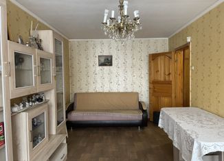 Продается 3-комнатная квартира, 65 м2, Кемерово, проспект Ленина, 69