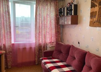 Продаю 2-комнатную квартиру, 50.7 м2, Колпино, бульвар Трудящихся, 4