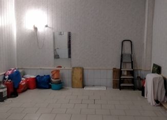 Продаю гараж, 50.6 м2, Надым, улица Геологоразведчиков, 5