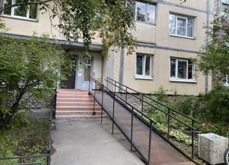 Трехкомнатная квартира на продажу, 71 м2, Санкт-Петербург, улица Чудновского, 9, улица Чудновского