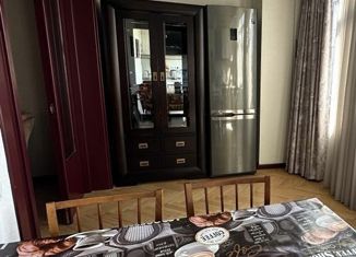 Продажа 2-ком. квартиры, 63 м2, Краснодар, улица имени Дзержинского, 155, микрорайон Авиагородок