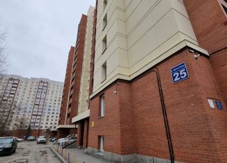 Продаю однокомнатную квартиру, 34.2 м2, Новосибирск, метро Берёзовая роща, улица Адриена Лежена, 25