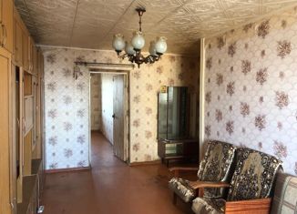 Продается 3-ком. квартира, 57 м2, Азов, Московская улица, 11