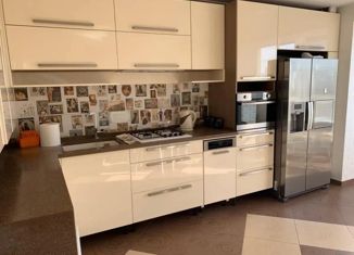 Продажа 2-ком. квартиры, 56 м2, посёлок городского типа Сириус, Хадыженская улица, 11А