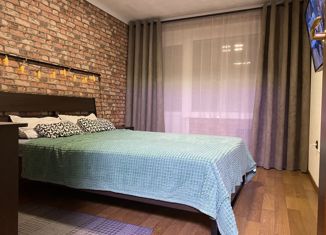 Продаю 4-ком. квартиру, 65 м2, поселок городского типа Суходол, улица Куйбышева, 4