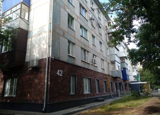 Продается 2-ком. квартира, 48 м2, Бузулук, 4-й микрорайон, 42