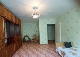 Продаю 1-ком. квартиру, 31 м2, Ишимбай, улица Губкина, 52