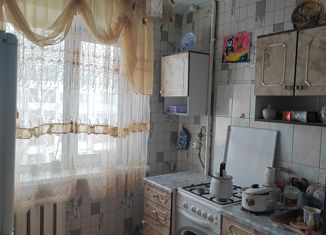 Продам трехкомнатную квартиру, 72 м2, Салават, улица Губайдуллина, 4