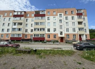 Продается двухкомнатная квартира, 55.2 м2, Ленинградская область, посёлок Новый Свет, 32