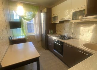 Продам 3-ком. квартиру, 56.2 м2, Екатеринбург, Конотопская улица, 5, Конотопская улица