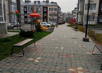 Продам 2-ком. квартиру, 55 м2, Аксай, ЖК Самоцветы, улица Строителей, 8к1