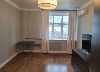 Продается трехкомнатная квартира, 62 м2, Москва, Пятницкая улица, 76, Пятницкая улица