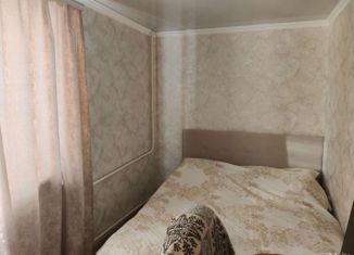 Продаю 2-комнатную квартиру, 42.2 м2, Новошахтинск, Харьковская улица, 68