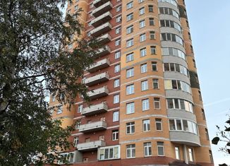 Продается 3-комнатная квартира, 90.5 м2, Санкт-Петербург, улица Токарева, 2