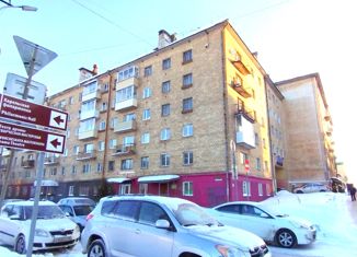 Продается 2-комнатная квартира, 43.3 м2, Петрозаводск, улица Свердлова, 17, район Центр