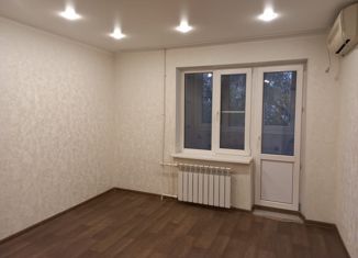 Сдача в аренду 1-ком. квартиры, 30 м2, Астрахань, Грановский переулок, 54к2, Трусовский район