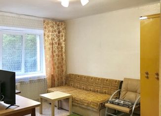 Продается 1-комнатная квартира, 31 м2, Новосибирск, улица Ватутина, 13, метро Студенческая