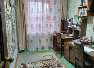 Продам 3-комнатную квартиру, 60 м2, Сухиничи, улица Калинина, 27