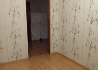 Продажа 3-ком. квартиры, 68 м2, посёлок Адамовка, Совхозная улица, 2